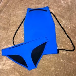 TRIANGL neoprene Bikini bottom and bag size large